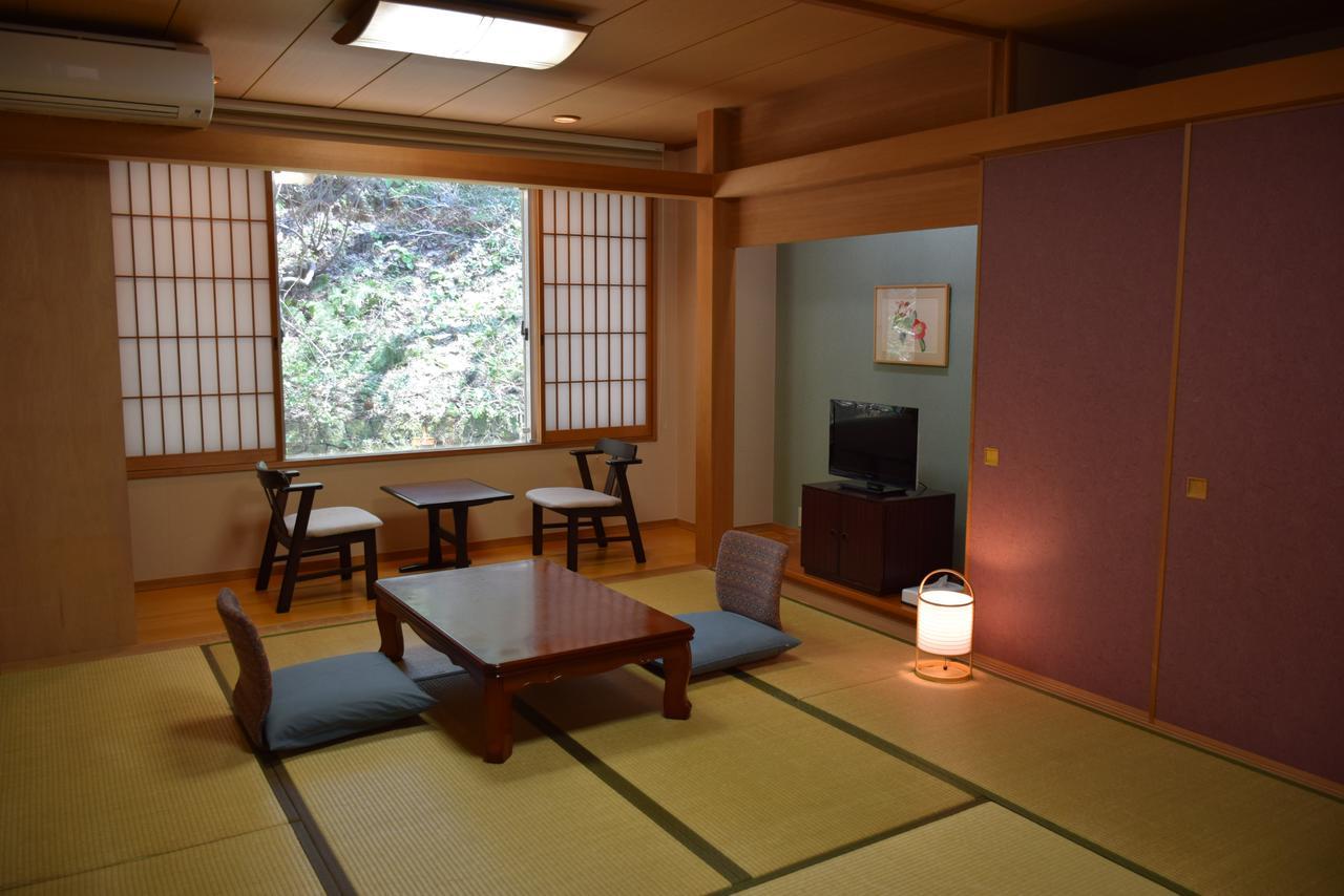 Shirogane Hotel 2*